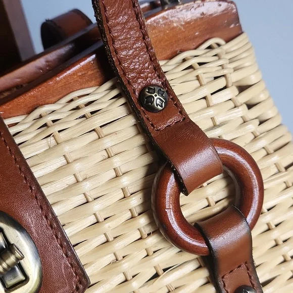Patricia Nash Spring Wicker Marcianise Satchel/Crossbody & Dust Bag - Picture 3 of 13
